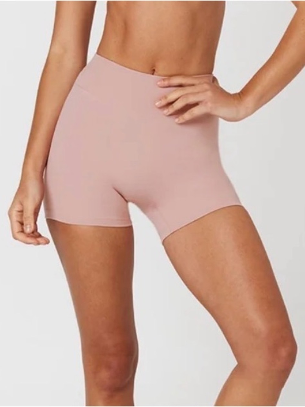 CSB Form Invisible Scrunch Shorts 5” in Dusty Pink